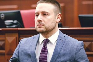 Слончак утверждал, что не нападал на патрульных