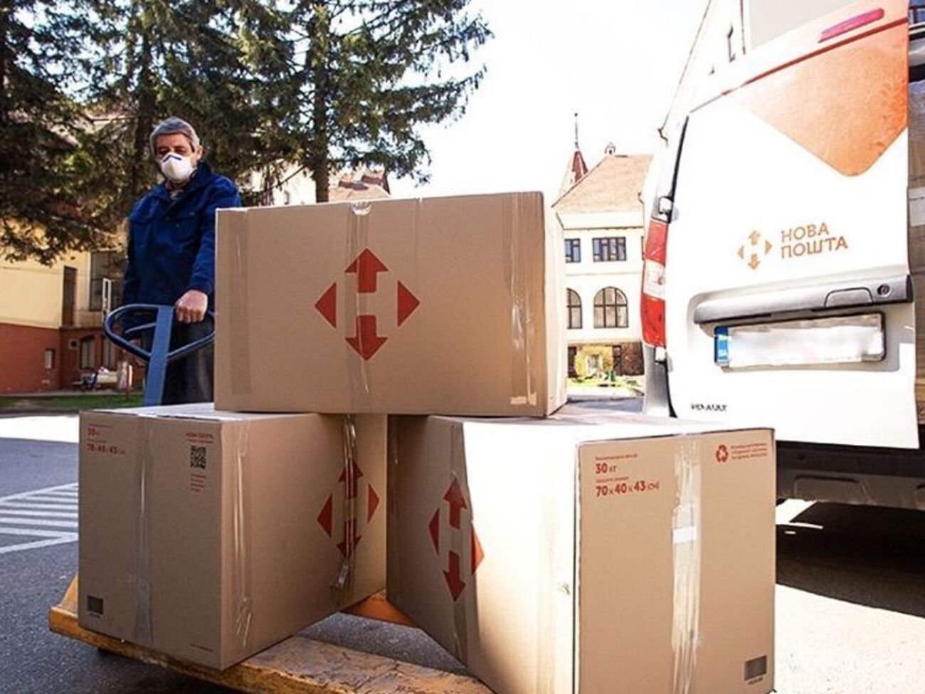 У "Новій пошті" хочуть допомогти забезпечити дітям розваги під час карантину