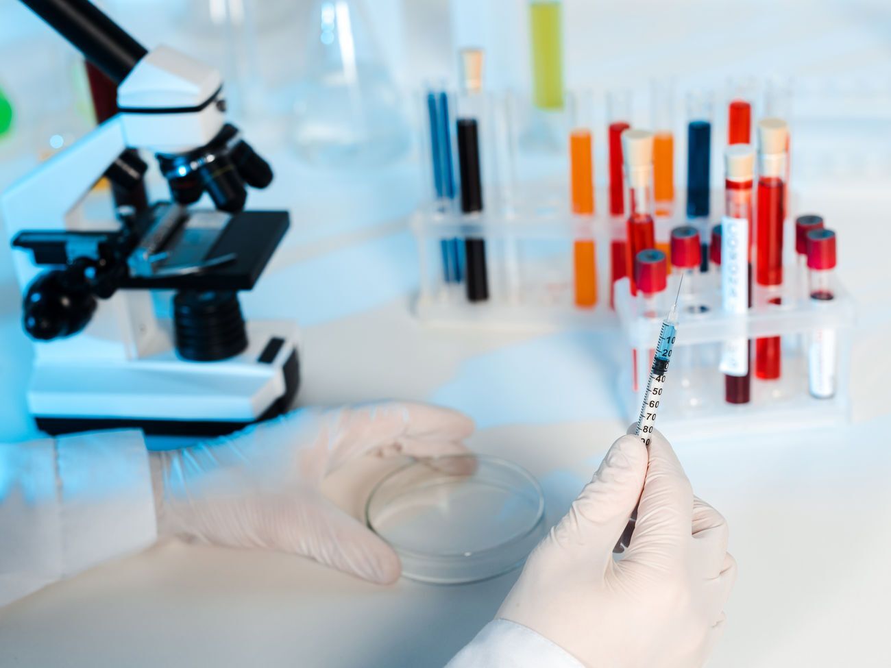 Ученим поки не вдалося створити вакцину проти коронавірусу