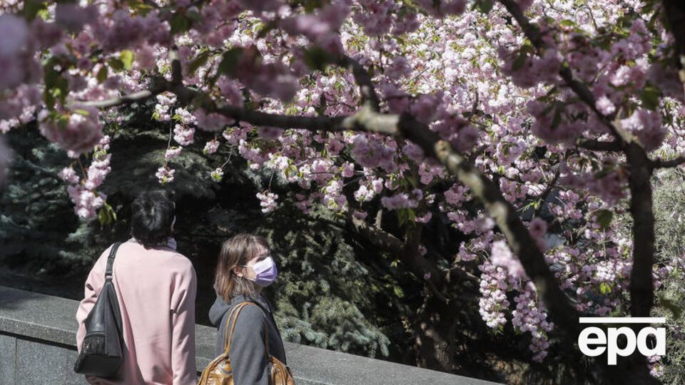 Три чверті респондентів заявили, що мають намір бути вдома на травневі свята