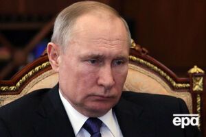 На фоне постоянных слухов о здоровье президента РФ Владимира Путина в Кремле "полным ходом развернулась борьба за власть"
