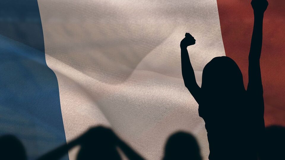 За підсумками 27 зіграних турів перше місце в турнірній таблиці Ліги 1 посідає ПСЖ