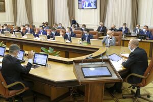 На засіданні 29 квітня уряд розширив можливості програми для допомоги малому і середньому бізнесу
