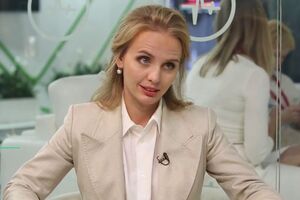 35-летнюю Воронцову знают как дочь Путина, сам президент России публично это не признавал