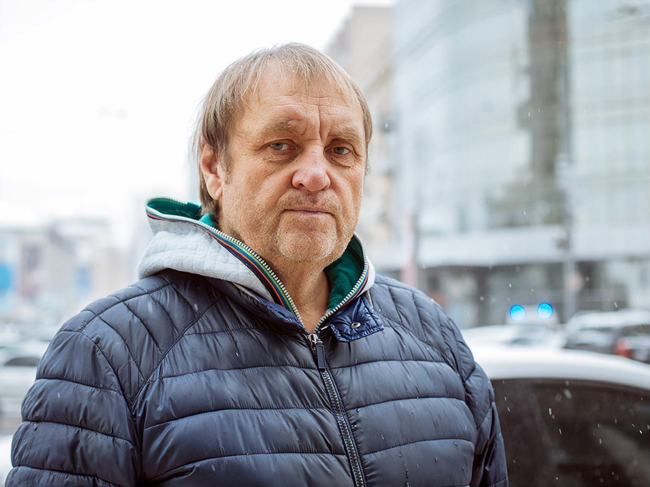 Бебешко: Я пенсионер, получаю за все свои заслуги от государства аж 1600 грн. И очень этим "доволен", так и напишите