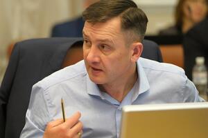 Уманський: Із митницею треба жорстко: крок уліво, крок управо – розстріл