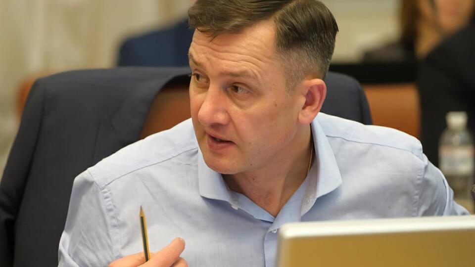 Уманський: Із митницею треба жорстко: крок уліво, крок управо – розстріл
