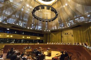 Евросуд решил, что страны не доказали опасность мигрантов для их жизнедеятельности