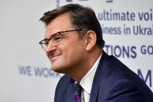 Кулеба розповів про ситуацію з українцями, які застрягли за кордоном