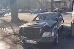 В Одесі відкрили кримінальне провадження за фактом підпалу автомобіля