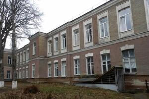 Бахматов зазначив, що в лікарні немає альтернативного джерела електропостачання, і якщо зникне світло, уся апаратура вимкнеться