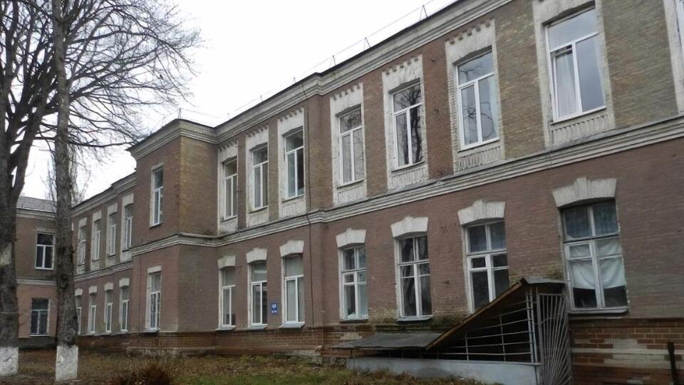 Бахматов зазначив, що в лікарні немає альтернативного джерела електропостачання, і якщо зникне світло, уся апаратура вимкнеться
