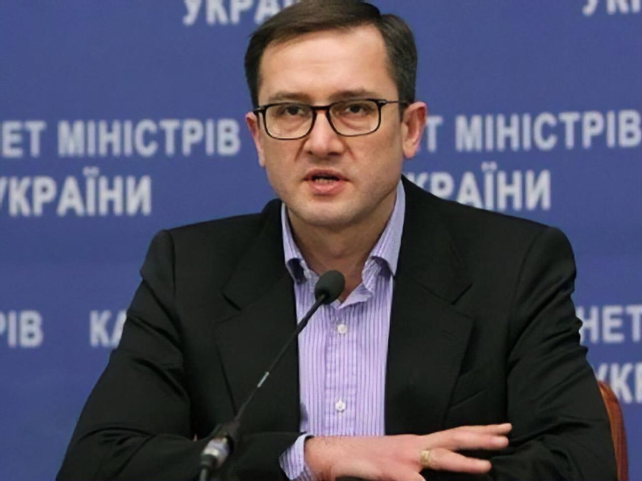 Сам Уманський (на фото) обіймав посади за попередніх президентів &ndash; Петра Порошенка та Віктора Ющенка, зазначає автор