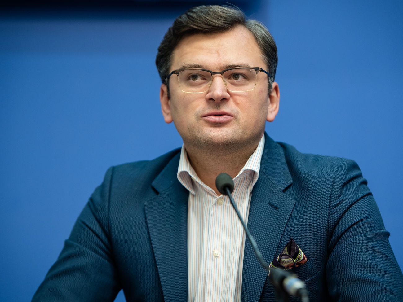 Кулеба напомнил МИД РФ, что в Минске прямые переговоры между Украиной и боевиками не ведутся