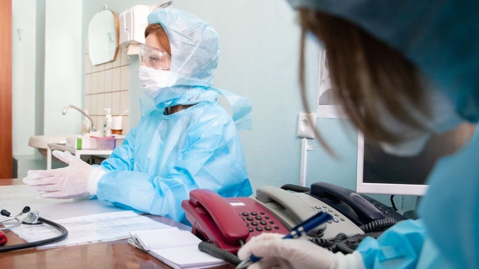 Бізнесмени закуповують засоби індивідуального захисту для медпрацівників та обладнання для лікарень