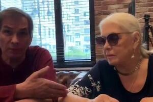 Шукшина в опублікованому ролику говорить, що добровільно підписує документ про дарування квартири