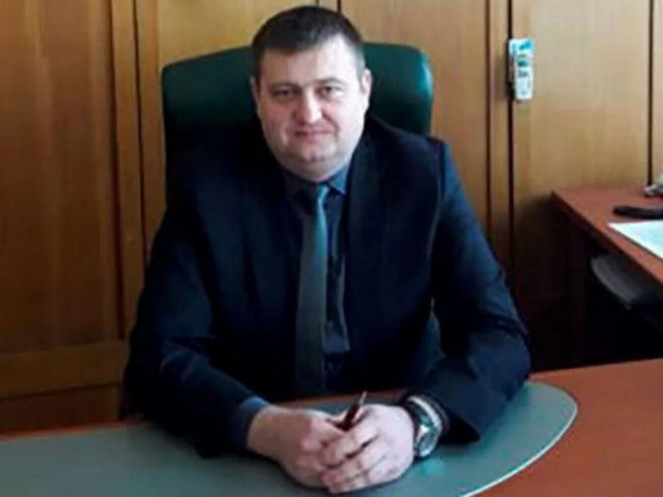 Михаил Банк не отстранен от работы