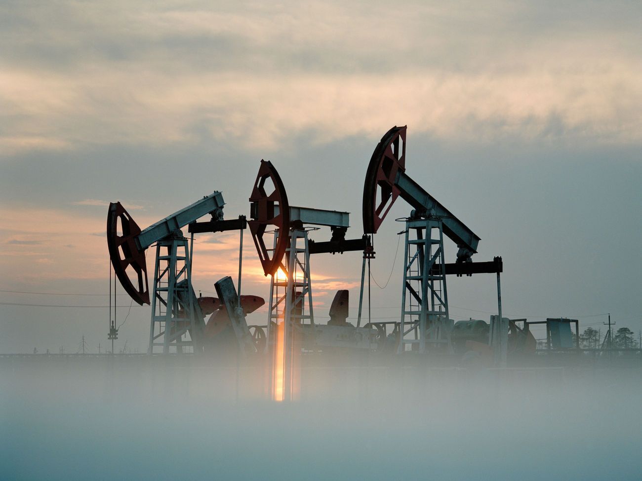 В течение 3 апреля нефть Brent подорожала почти на $5