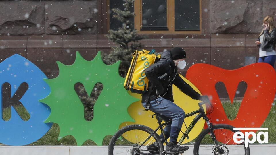 С 6 апреля в Украине ужесточат правила карантина