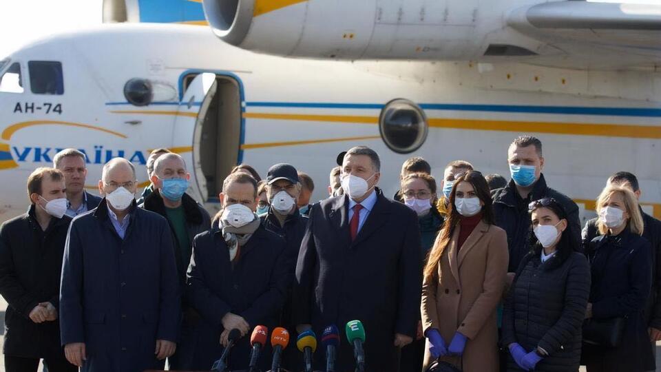 Українські медики відлетіли до Італії 4 квітня