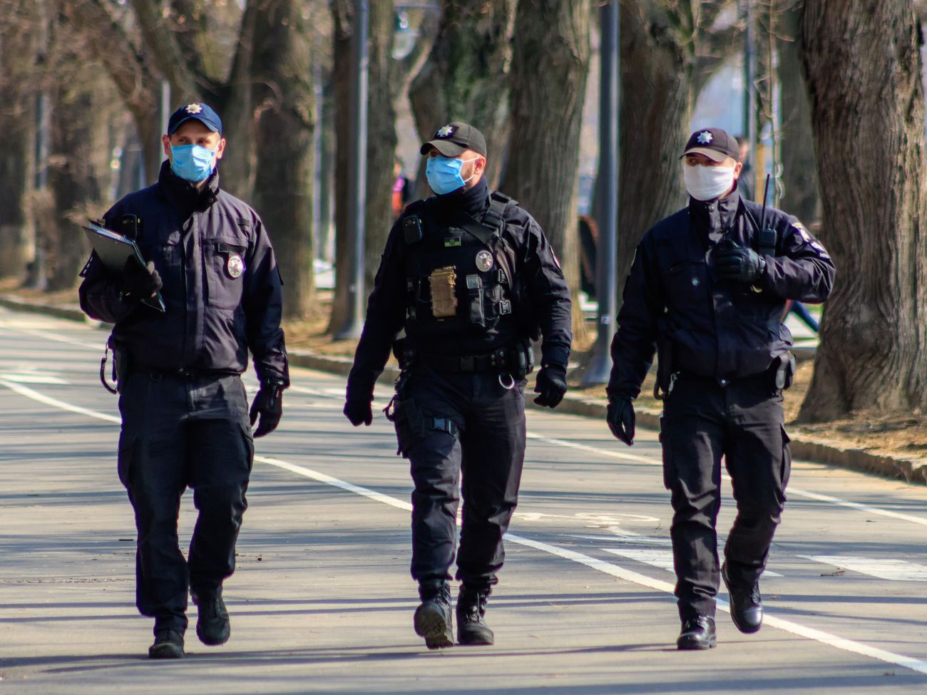 Поліція перевіряє, як дотримуються обмежувальних заходів