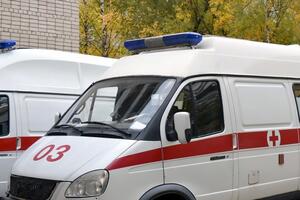 Больного в больницу возвращали медики и полиция