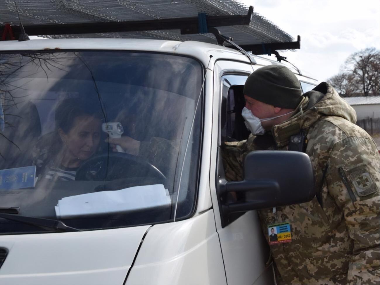 Протягом доби Україну покинуло понад 4,6 тис. осіб