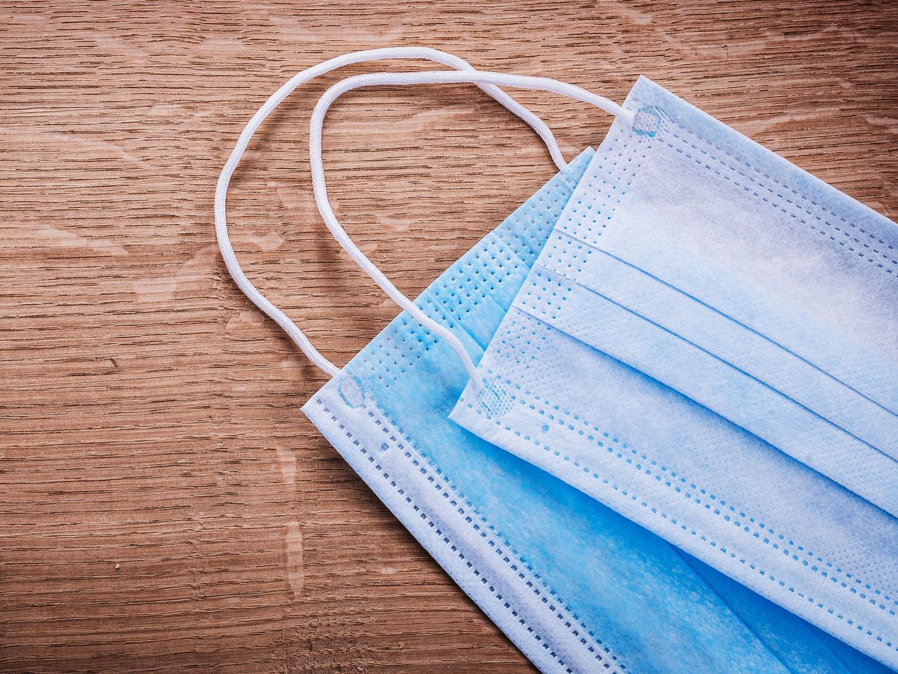 Украина ежесуточно производит около 900 тыс. масок