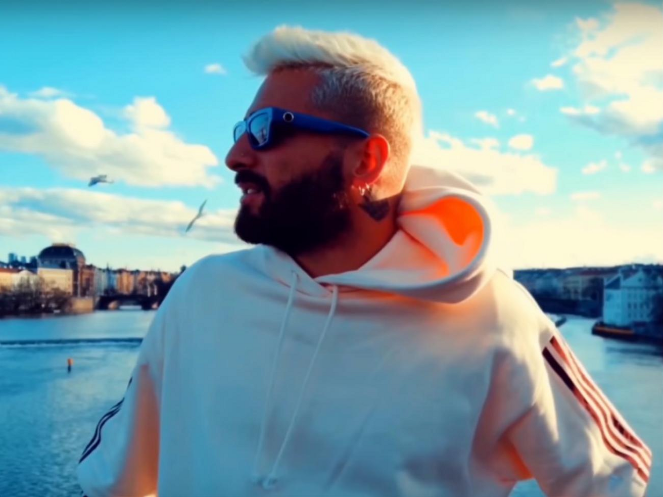 Малума сам срежиссировал клип