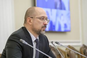 Шмигаль провів зустріч із частиною представників пропрезидентської фракції