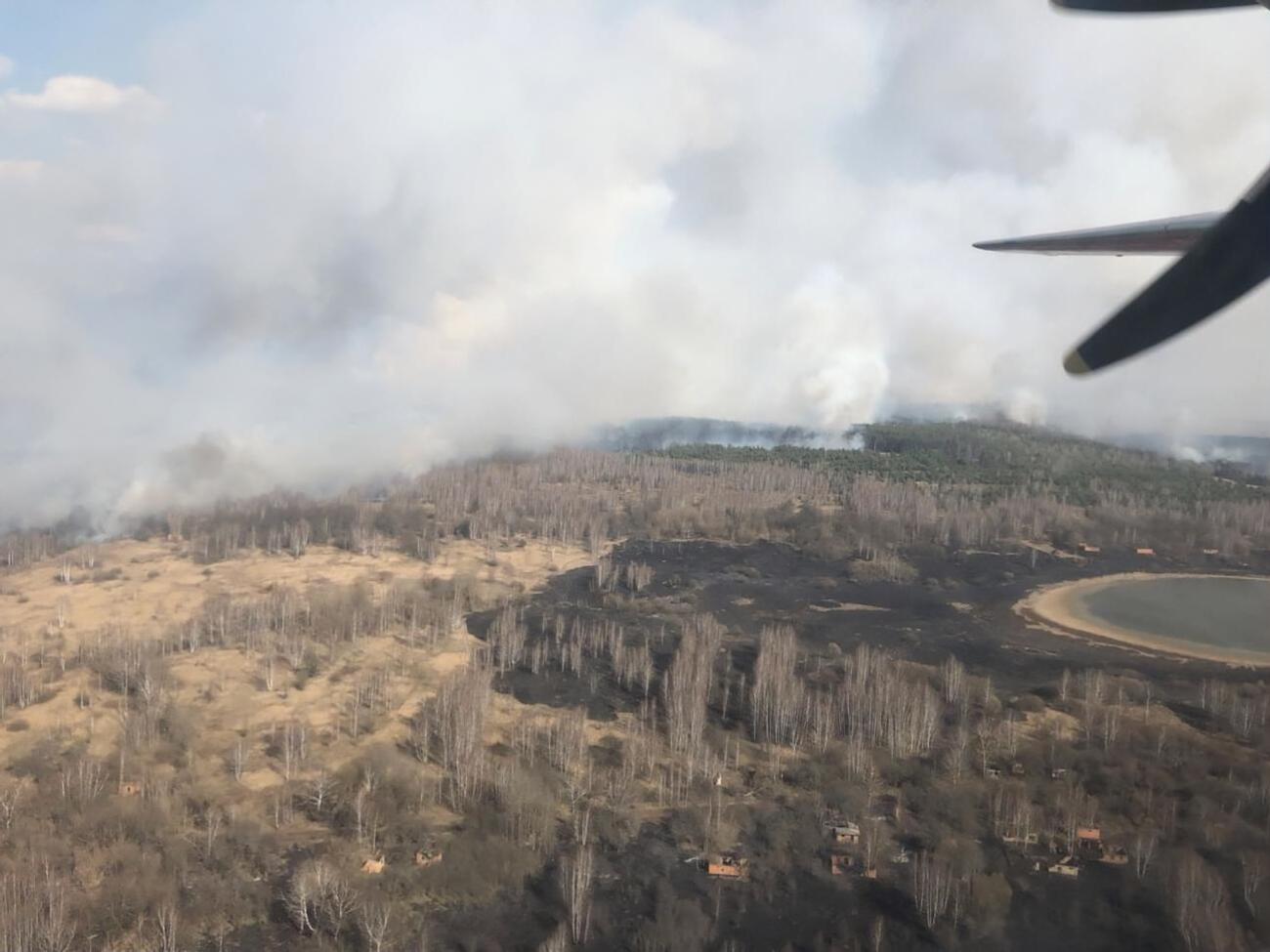 Пожежа в Чорнобильській зоні триває з 4 квітня