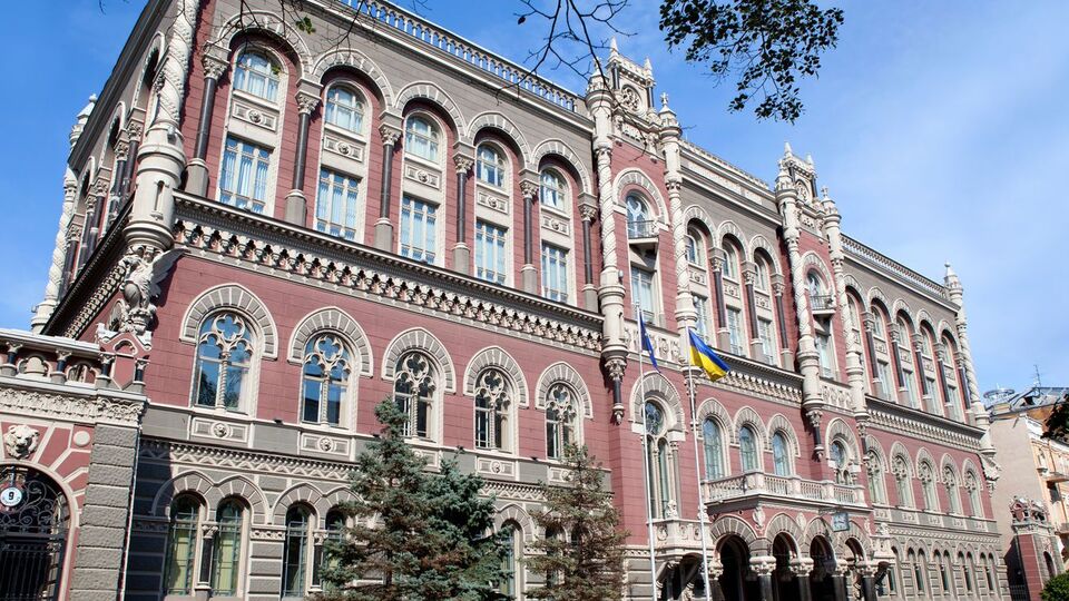 В Нацбанке отметили, что к концу марта ситуация на валютном рынке нормализовалась