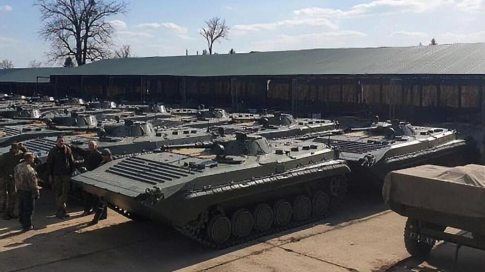Із 2 квітня для отриманої партії БМП-1 проводять технічне інспектування