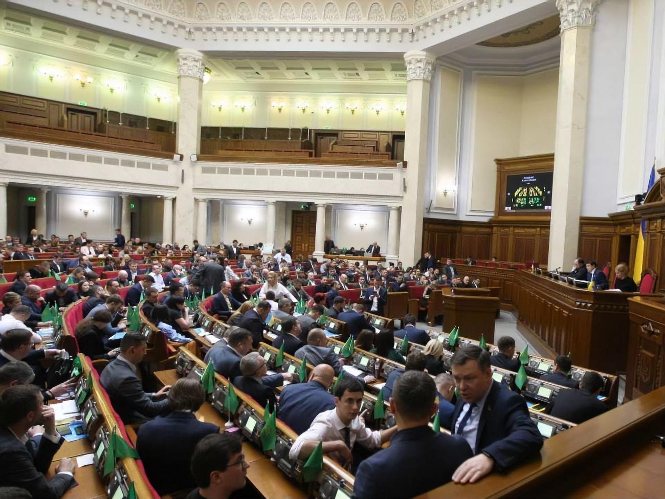 Проєкт закону пропонує ввести заборону на повернення націоналізованих банків колишнім власникам