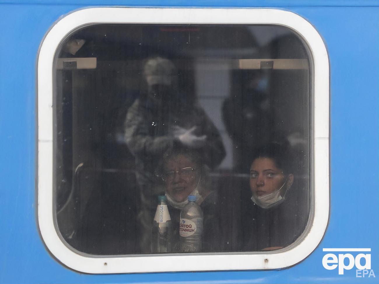 От коронавирусной инфекции за границей вылечилось еще два украинца, семеро заболели