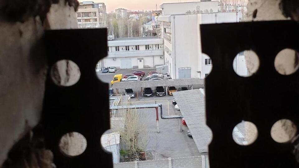 Днем 6 апреля в центре Николаева произошла стрельба, в результате которой огнестрельное ранение получил бизнесмен