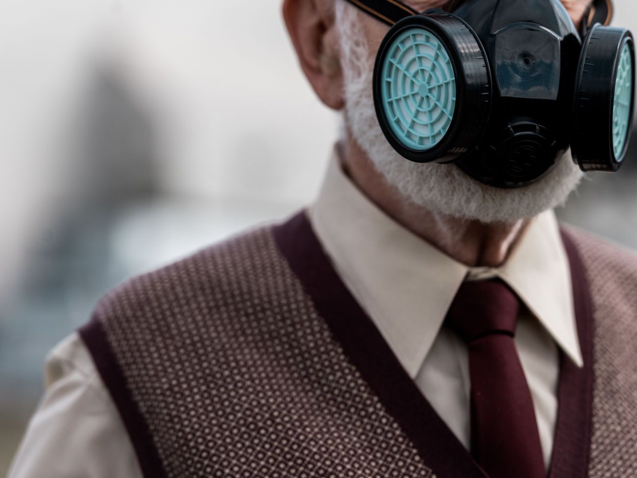 Пенсіонерам в Україні наказано самоізолюватися