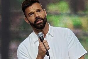 Мартин показал младшего сына