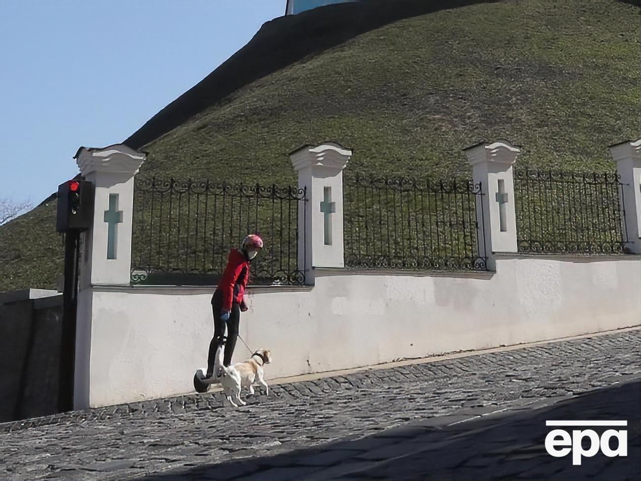 Із 12 березня в Україні через поширення коронавірусної інфекції COVID-19 заборонили масові заходи