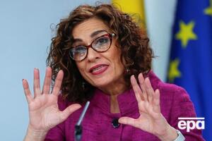 Монтеро підкреслила, що говорити про те, які саме обмеження буде послаблено, ще зарано
