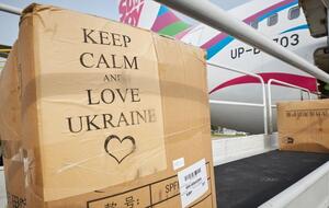 Самолеты с товарами против пандемии курсируют между Китаем и Украиной с марта