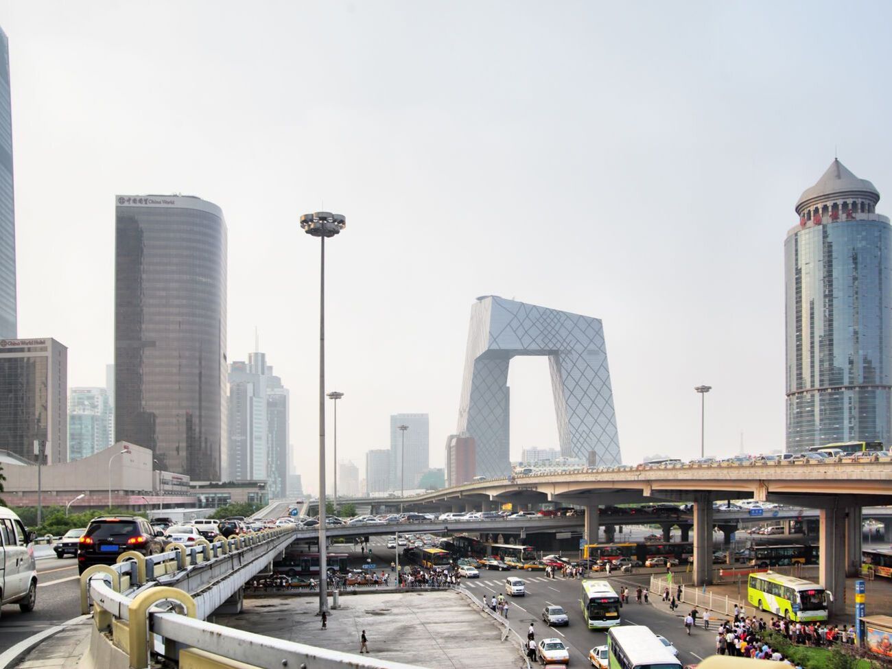 6 апреля в Китае впервые с января не было&nbsp;ни одного смертельного случая&nbsp;от COVID-19