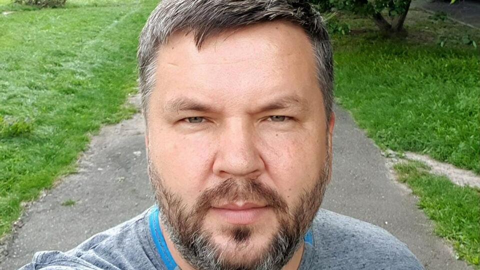 Передачу "Вата-шоу" ведет блогер Андрей Полтава