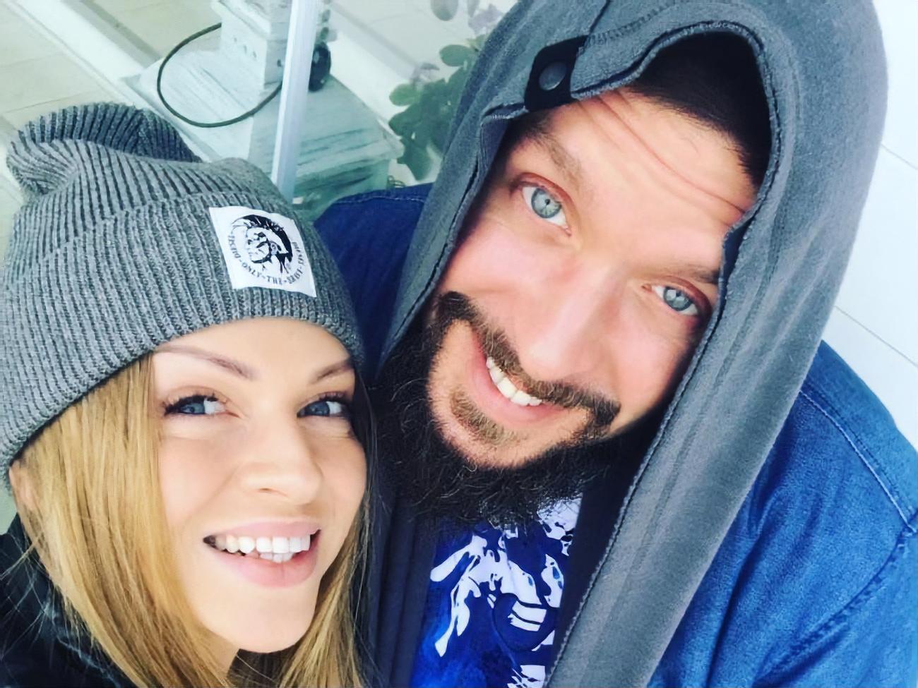 Глущенко замужем за&nbsp;продюсером группы "ТіК" Олегом Збаращуком