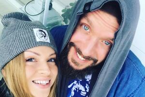 Глущенко замужем за продюсером группы "ТіК" Олегом Збаращуком