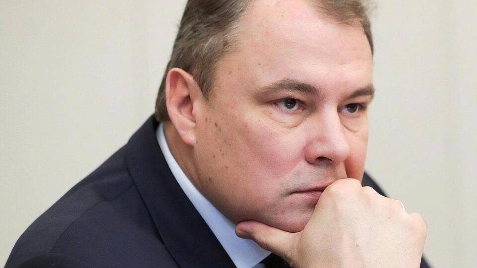 Толстой заявил, что Россия предоставляет "ЛНР" и "ДНР" помощь в связи в пандемией коронавируса