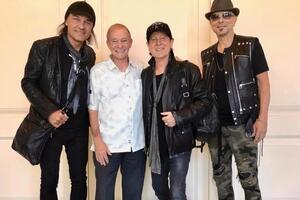 Scorpions: Ми вирішили дати вам маленький знак надії, який виходив просто із серця у смутні часи