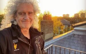 Солист Queen Брайан Мэй заявил, что Instagram заблокировал видео