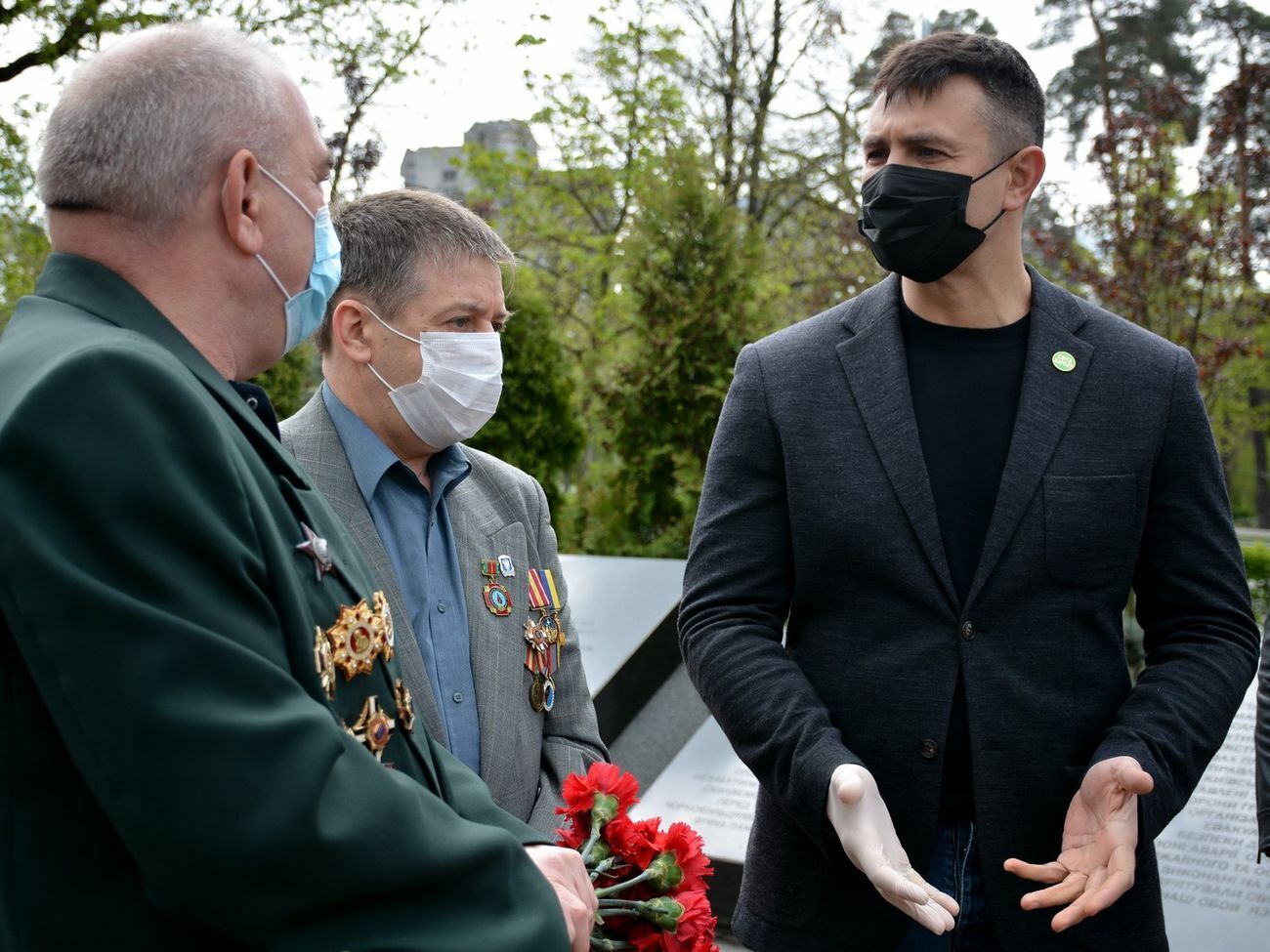 Тищенко: Этот ресторан когда-то строил и придумывал я. И сейчас ребята консультируются, задают вопросы