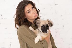 Родной отец Муцениеце умер очень рано – актриса помнит его только по фото